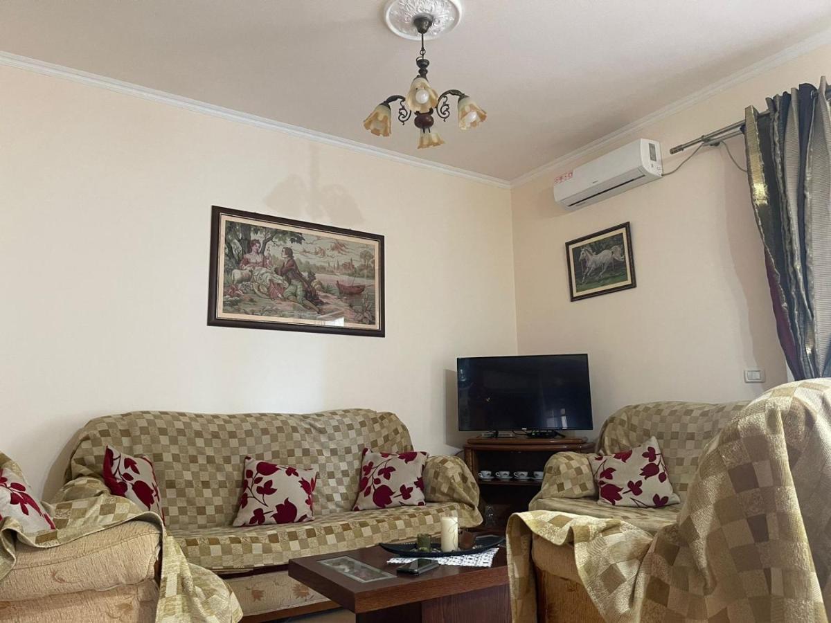 Green-Garden Apartmets Sarande Exterior photo